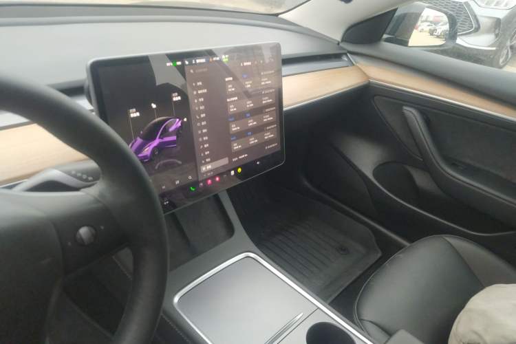 Used Tesla Model 3 2022 Rear-Wheel-Drive Version Audio And AC Panel