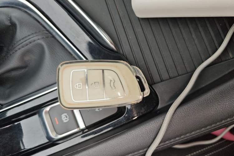 Used Dongfeng Aeolus AX7 2019 1.6T Automatic AI Navigation Model China V Standard
