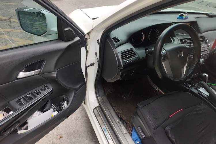 Used Honda Accord 2012 2.0L SE Driver Seat