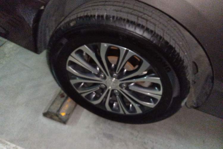 Used Buick GL8 2022 Land Cruiser Executive Class 652T Comfort Model
