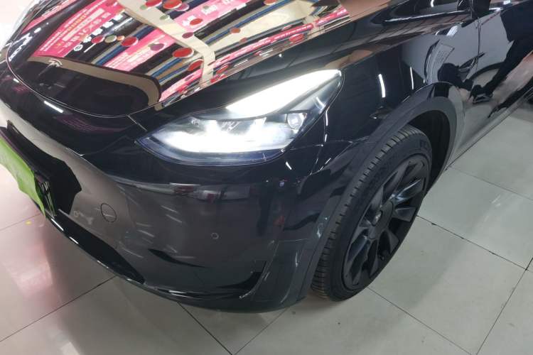 Used Tesla Model Y 2023 Rear-Wheel-Drive Version