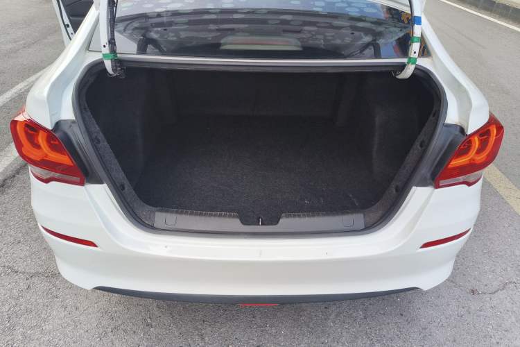 Used Chevrolet Cavalier 2019 320 Automatic Enjoyment with Sunroof