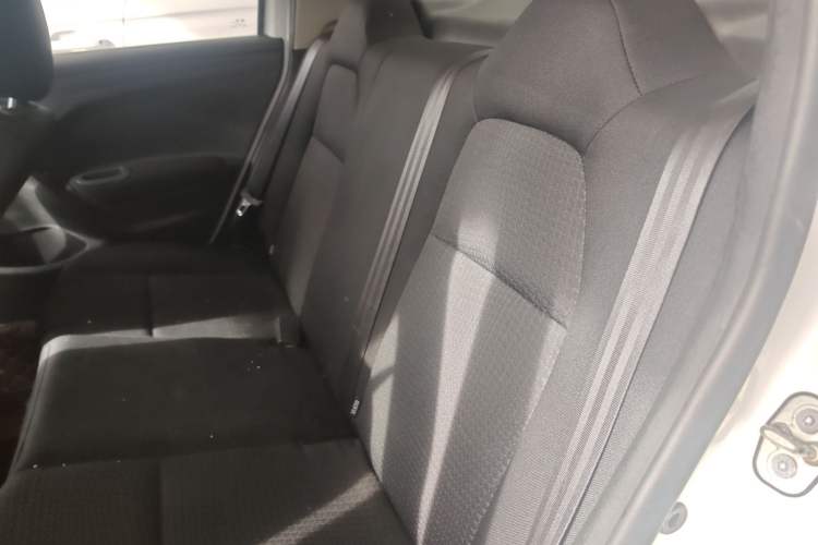 Used Peugeot 301 2016 1.6L Manual Comfort Edition
