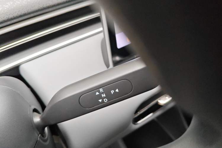 Used Dongfeng NAMMI 01 2024 New Edition 330 Air