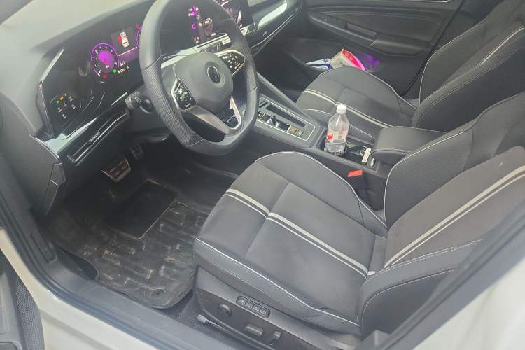 Used Volkswagen Golf 2023 280TSI DSG R-Line Lite
