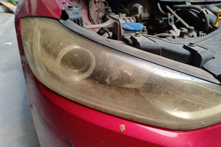 Used Hyundai Elantra (6th Generation / Lingdong) 2016 1.6L Automatic ZhiXuan – Elite Version Right Front Headlight