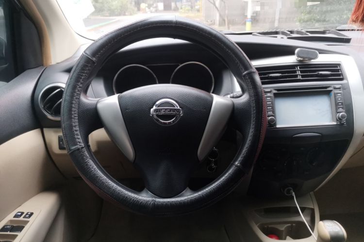 Used Nissan Livina 2013 1.6XL Manual Luxury Edition

