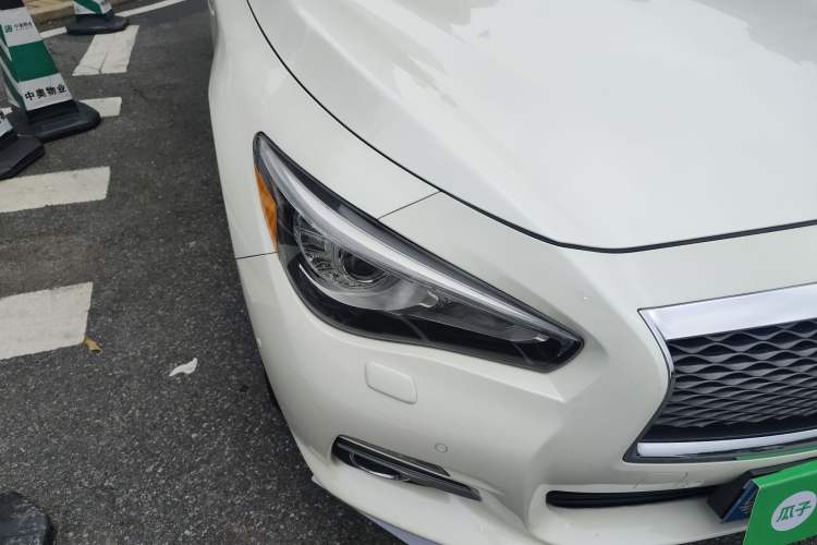 Used Infiniti Q50L 2015 2.0T Enjoyment Edition Right Front Headlight