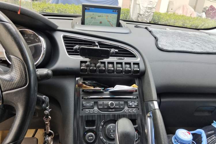 Used Peugeot 3008 2013 1.6THP Roland Garros Edition Audio And AC Panel