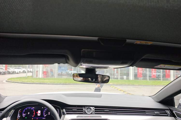 Used Volkswagen FAW-Volkswagen CC 2020 330TSI Glamour Edition China VI Standard Headliner