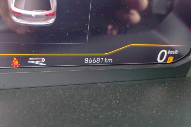 Used Volkswagen Tiguan L 2021 330TSI Automatic Two-Wheel Drive R-Line Enhanced Edition Odometer Close Up