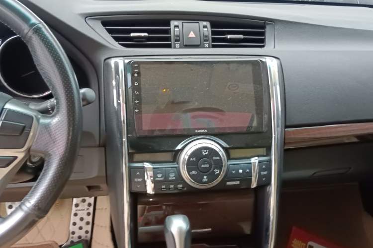 Used Toyota Reiz 2013 2.5V Elite Edition Audio And AC Panel