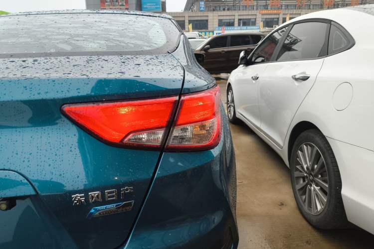 Used Nissan Lannia 2019 1.6L CVT Smart Connect Smart Cool Version China V Standard