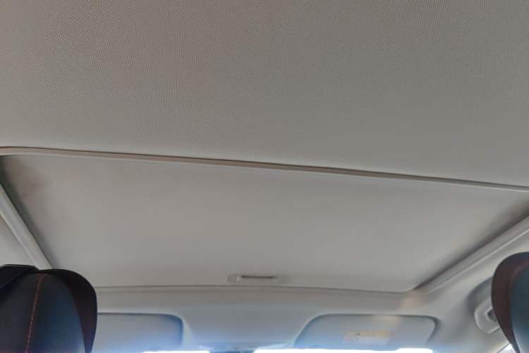 Used Soueast DX3 2018 1.5L Manual Luxury Model
