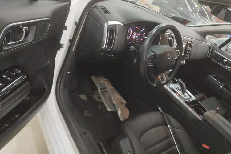 Used Citroen C6 2021 400THP Comfort Edition
