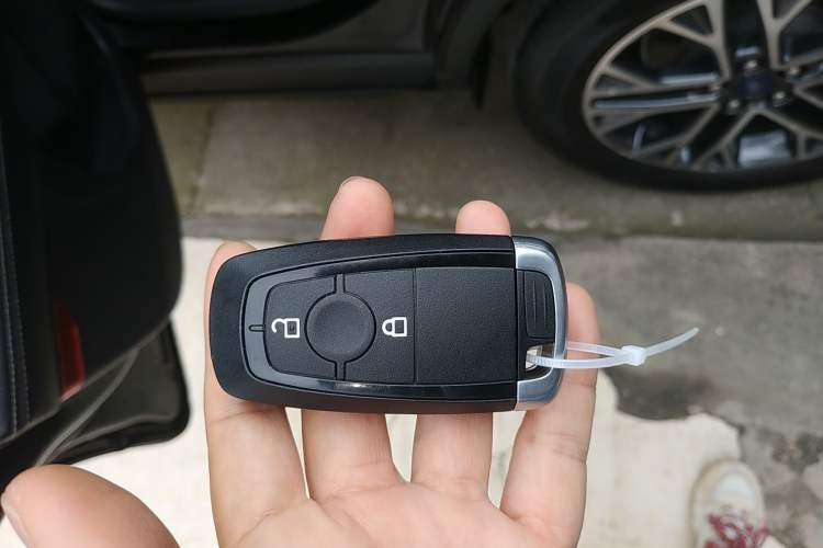 Used Ford Escape 2020 EcoBoost 245 Two-Wheel Drive Smart & Enjoyment Model