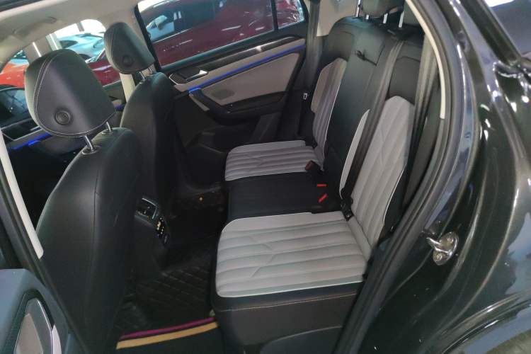 Used Volkswagen Tayron GTE Plug-in Hybrid 2022 1.4T Luxury Edition Interior 4