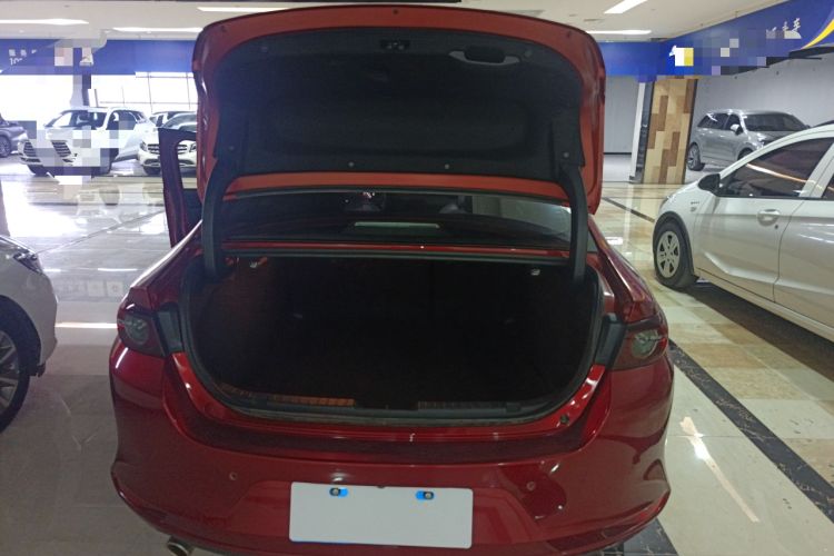 Used Mazda 3 Axela 2020 1.5L Automatic Luxury Version
