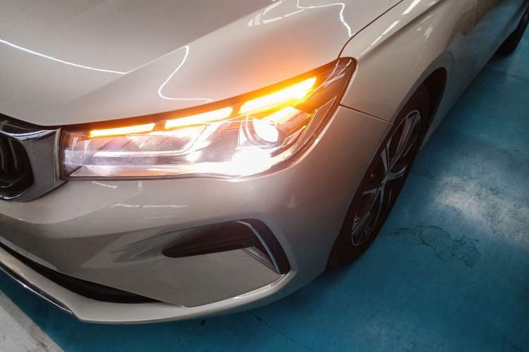 Used Geely Auto Emgrand 2022 4th Generation 1.5L CVT Flagship Model
