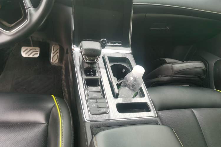 Used Roewe RX5 2021 PLUS 330TGI Automatic National Style Smart Luxury Edition Gear Lever