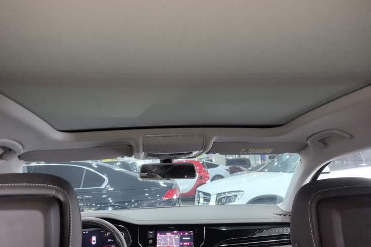 Used Volkswagen Passat 2019 330TSI Luxury Edition China V Standard
