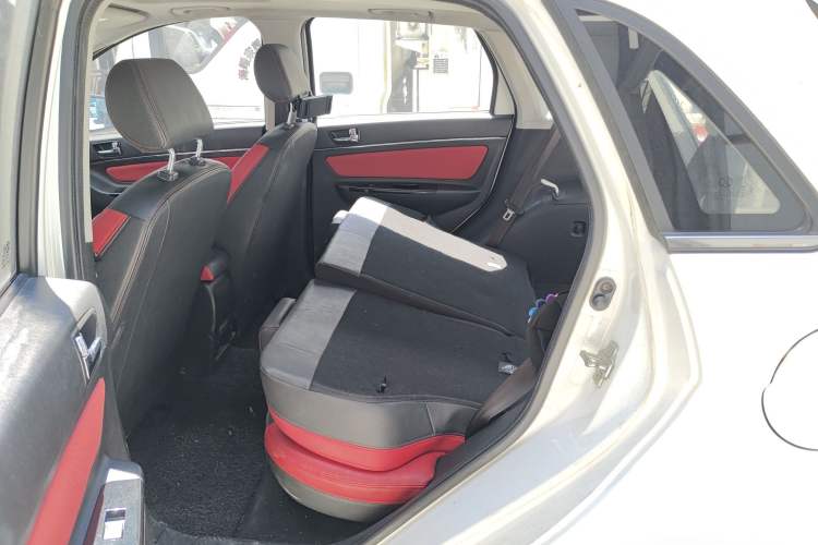 Used BAIC Senova X25 2015 1.5L Automatic Elite Model
