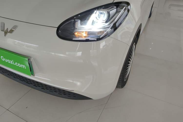 Used Wuling Bingo 2023 203km Light Edition Left Front Headlight
