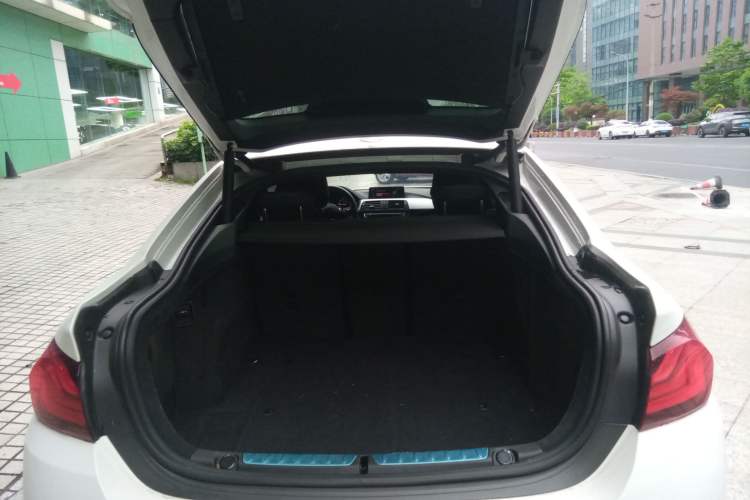 Used BMW 4 Series 2019 425i Gran Coupe M Sport Package Trunk