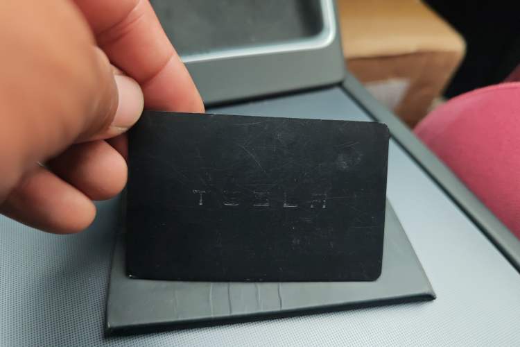 Used Tesla Model Y 2025 Long-Range All-Wheel Drive First Edition Vehicle Key