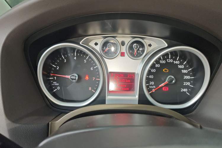 Used Ford Focus 2011 Sedan 1.8L Automatic Fashion Edition
