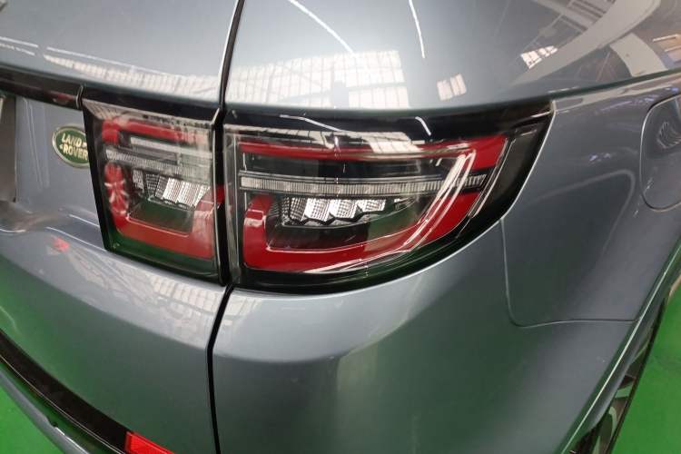 Used Land Rover Discovery Sport 2020 249 PS R-Dynamic Performance Edition