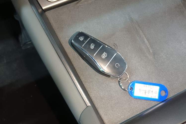 Used BYD Qin L 2025 DM-i Smart Drive 120KM Superior Model