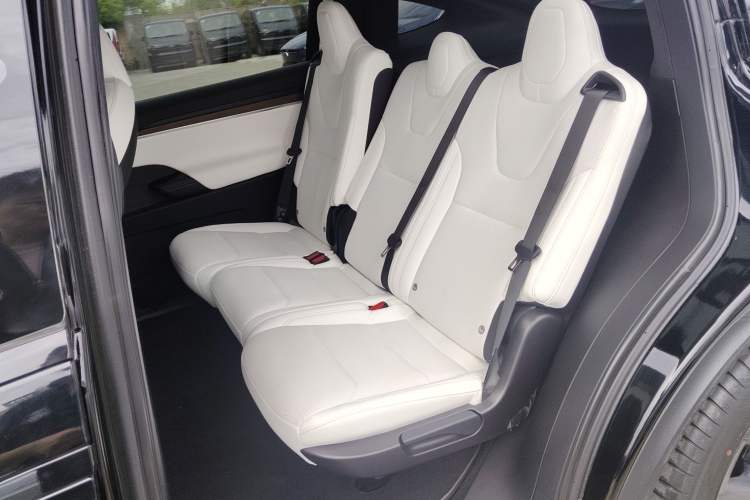 Used Tesla Model X 2023 Dual-Motor All-Wheel-Drive Version
