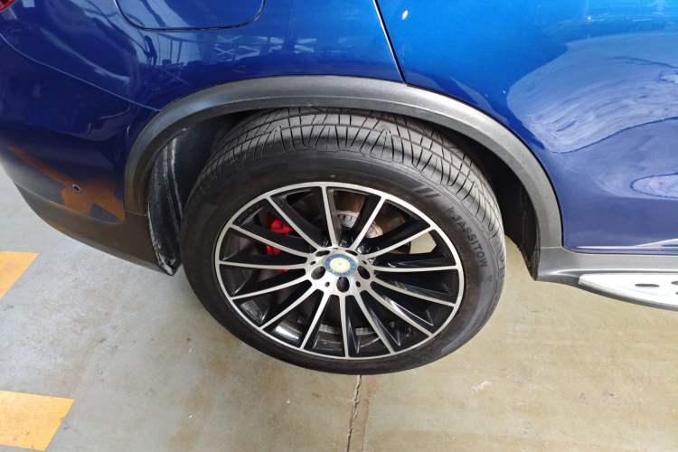 Used Mercedes-Benz GLC Coupe AMG 2017 AMG GLC 43 4MATIC Coupe SUV
