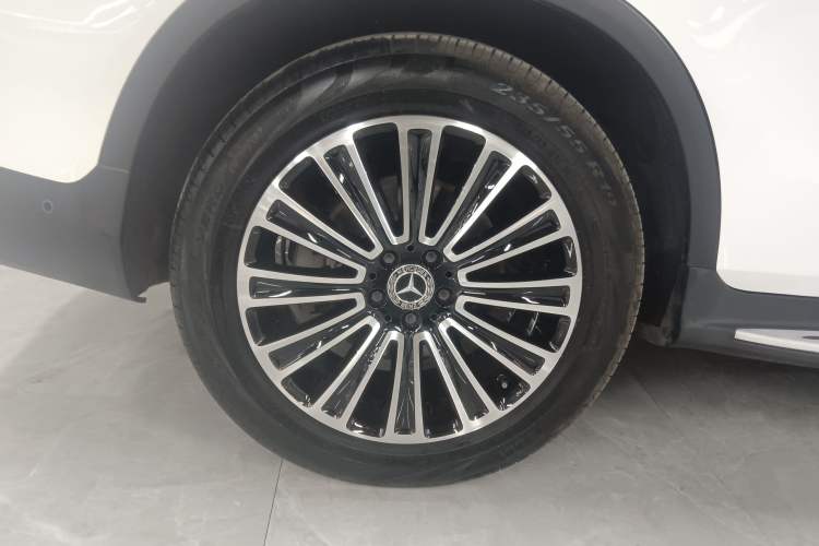 Used Mercedes-Benz GLC 2019 GLC 200 4MATIC Right Rear Wheel Hub