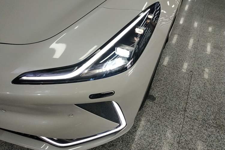 Used IM LS7 2024 90 kWh Max Elite Rear-Drive Version