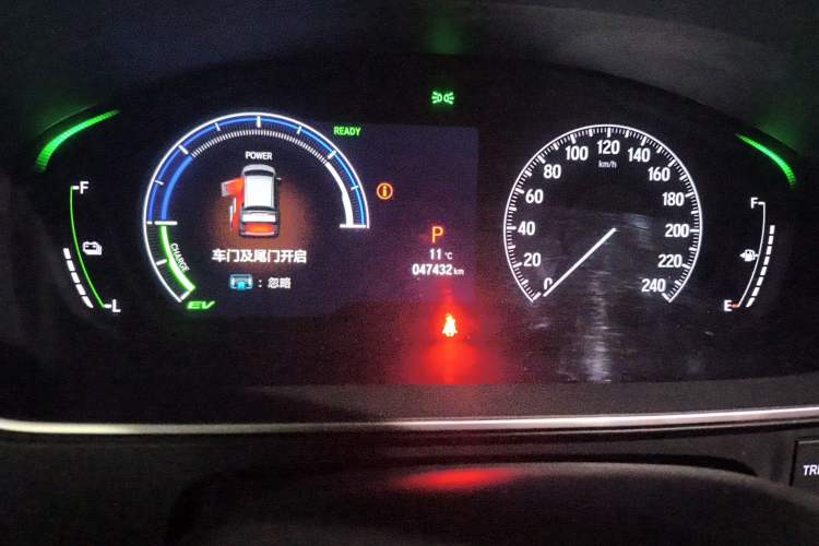 Used Honda Elysion 2022 2.0L eHEV Luxury First Edition Odometer Close Up