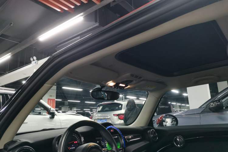 Used MINI MINI 2018 1.5T ONE PLUS
