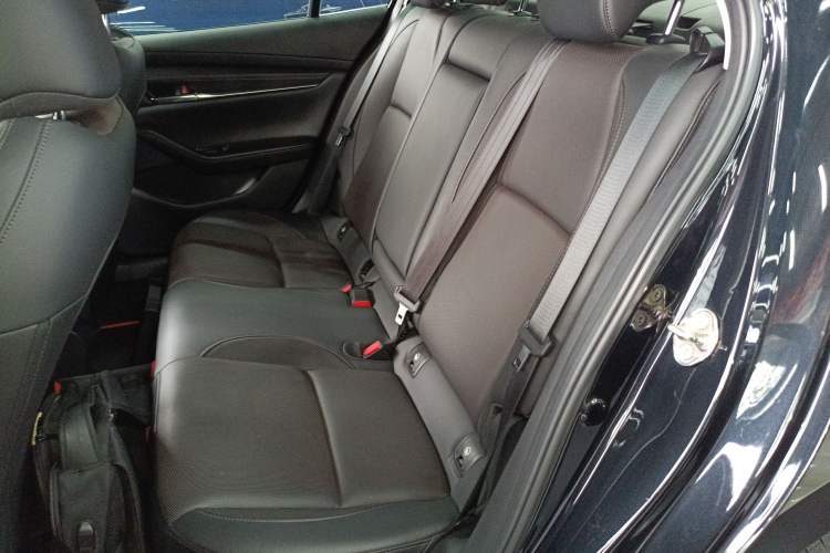 Used Mazda Mazda 3 Axela 2021 2.0L Automatic Zhiya Edition