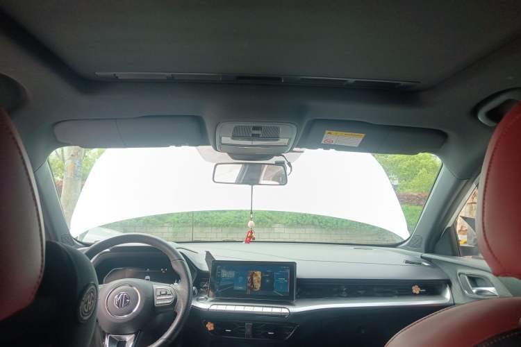 Used MG 5 2021 300TGI DCT Elegant Luxury Edition Headliner