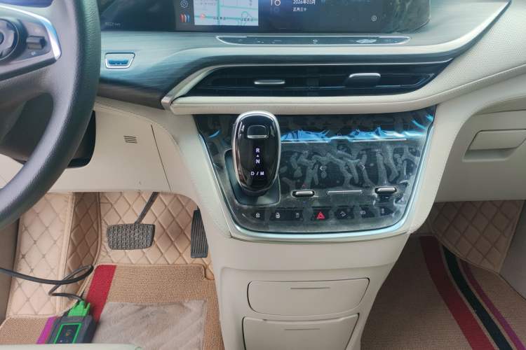 Used Buick GL8 2023 ES Lu Zun Comfort Model