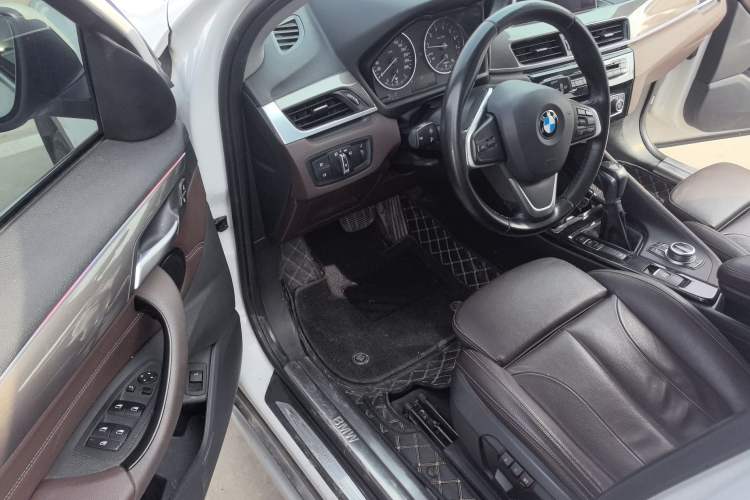 Used BMW X1 2018 xDrive20Li Luxury Edition Driver Seat