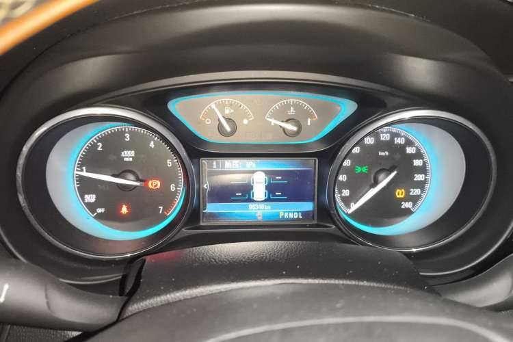 Used Buick Envision 2016 20T Two-Wheel-Drive Elite Model
