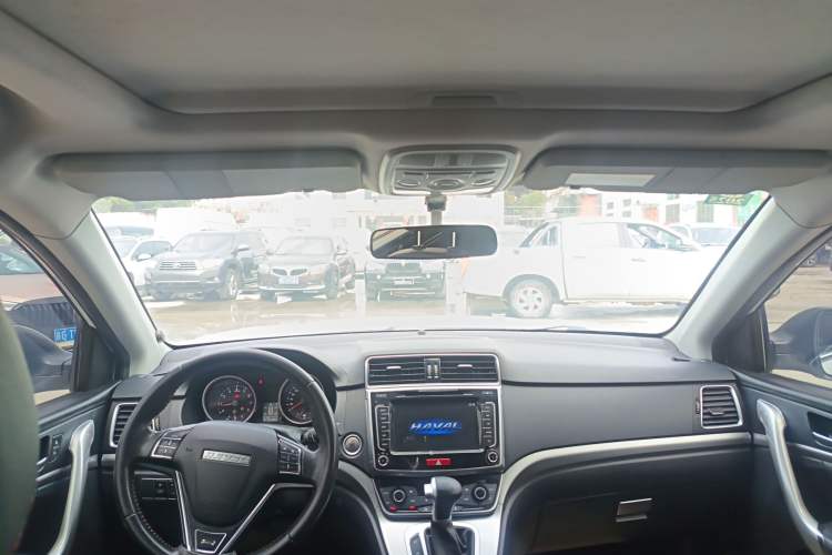 Used Haval M6 2018 Revised Version 1.5T DCT Two-Wheel Drive Elite Edition