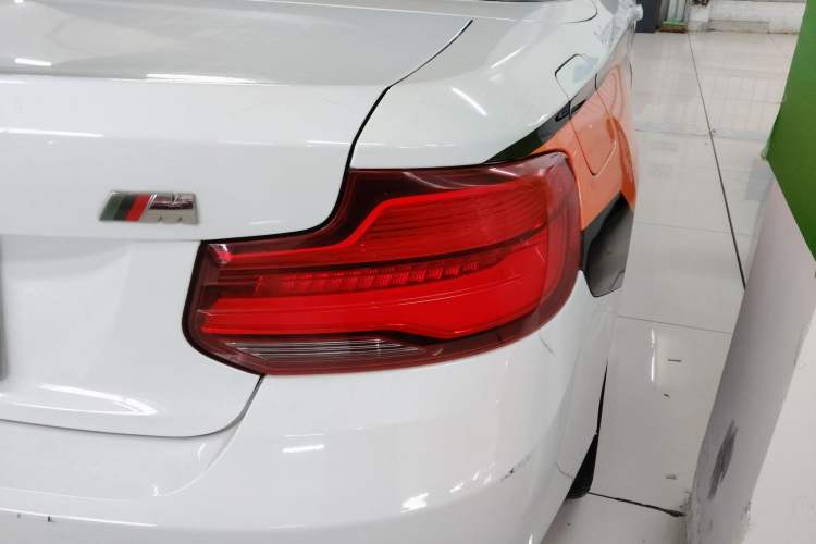 Used BMW 2 Series 2018 220i Convertible Coupe Sports Design Package Right Rear Taillight