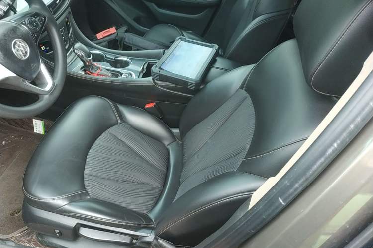 Used Buick Envision 2017 20T Two-Wheel Drive Leading Version Left Front Seat