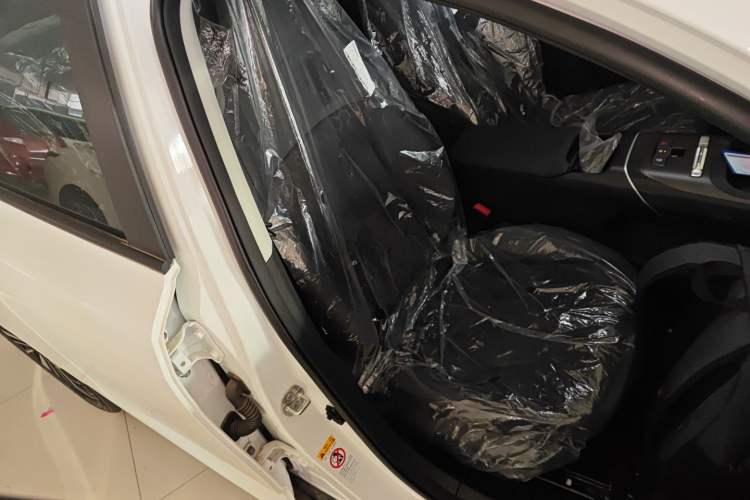 Used Changan Eado PHEV 2025 Smart New Blue Whale 145KM High-Energy Edition