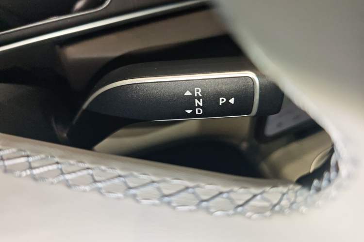 Used Nio ES6 2025 75 kWh Gear Lever