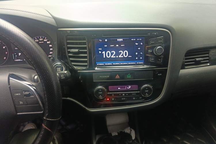 Used Mitsubishi Outlander 2016 2.4L 4x4 Elite Edition 5 Seats
