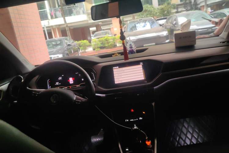 Used Volkswagen T-Cross 2019 280TSI DSG Luxury Edition Center Console